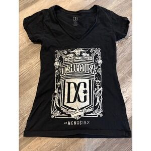 DC Shoes Womens V-Neck Graphic T-Shirt Black Skulls Roses MCMXCIV Size Large